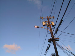 hawaii_powerlines_2.jpg